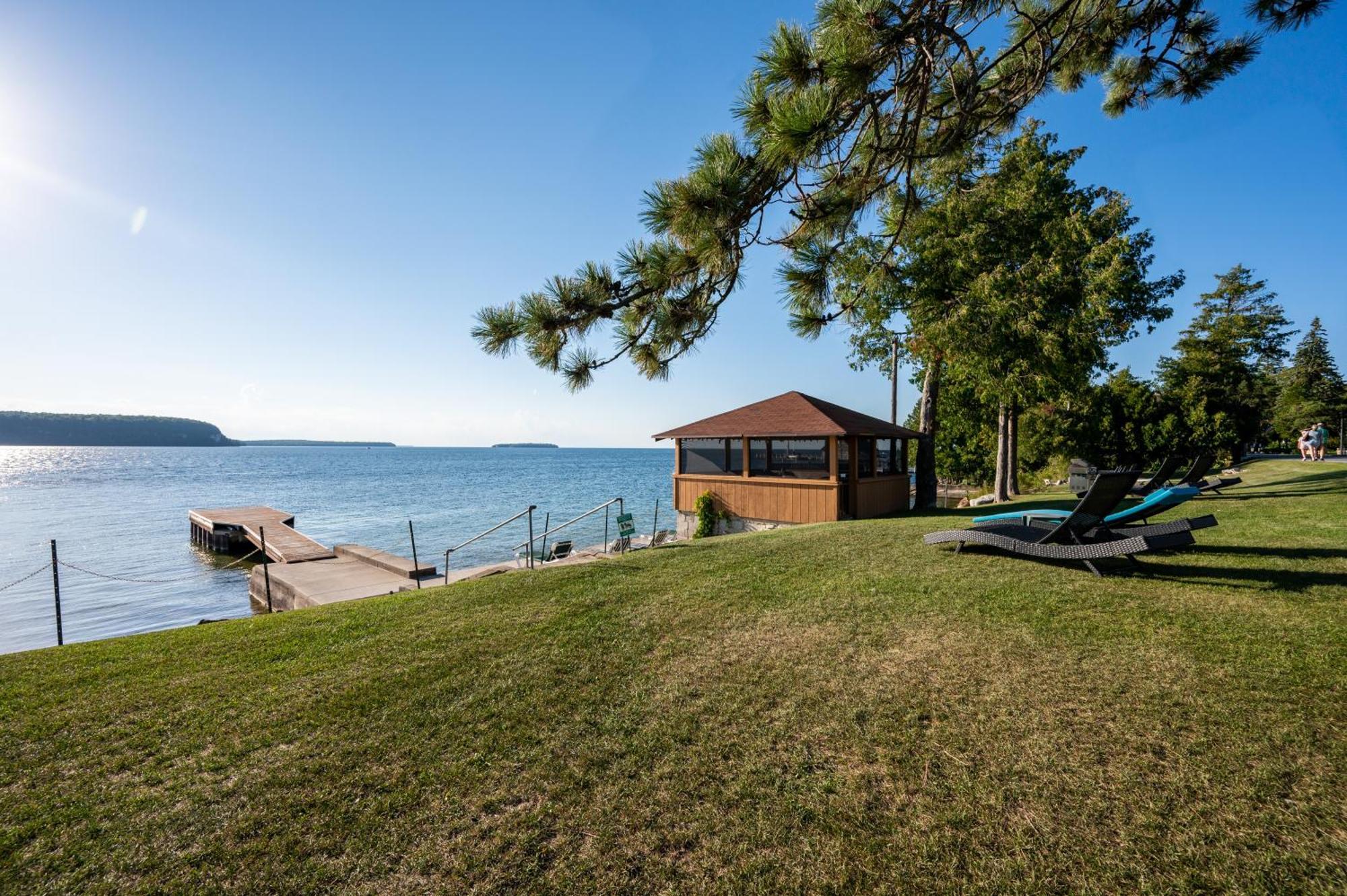 Pine Grove Resort Ephraim Bagian luar foto