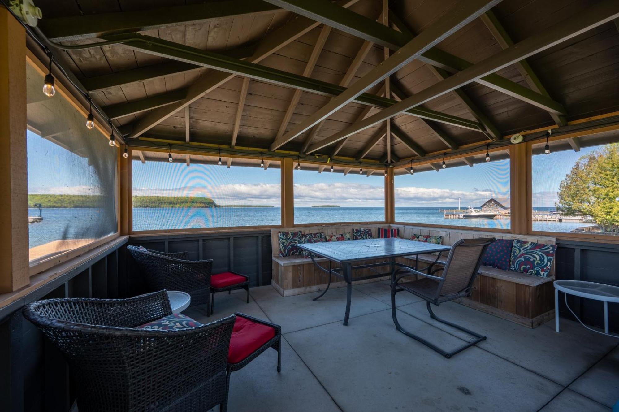 Pine Grove Resort Ephraim Bagian luar foto