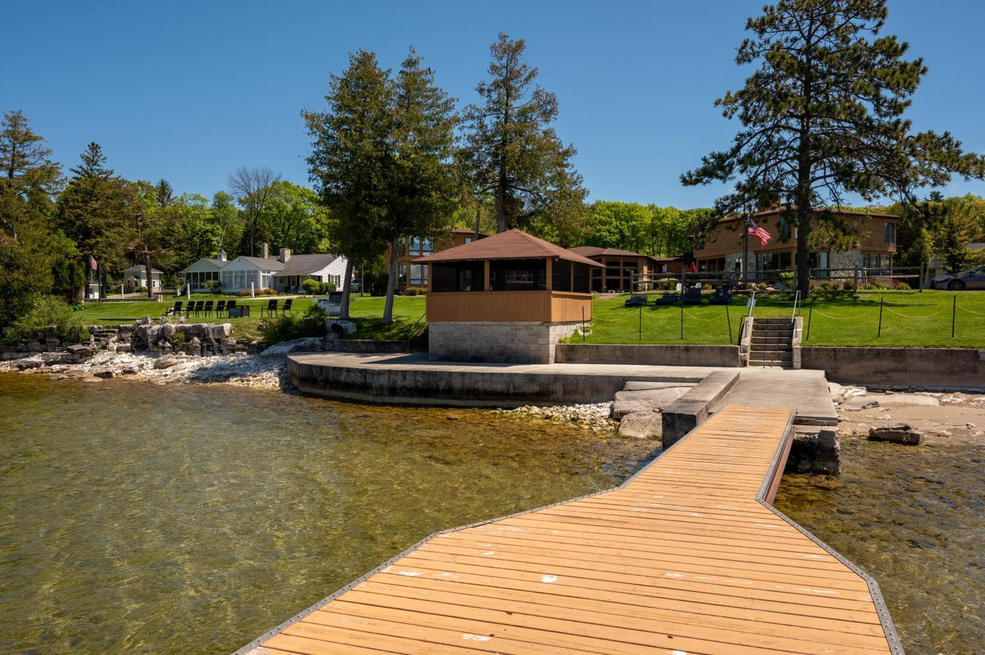Pine Grove Resort Ephraim Bagian luar foto