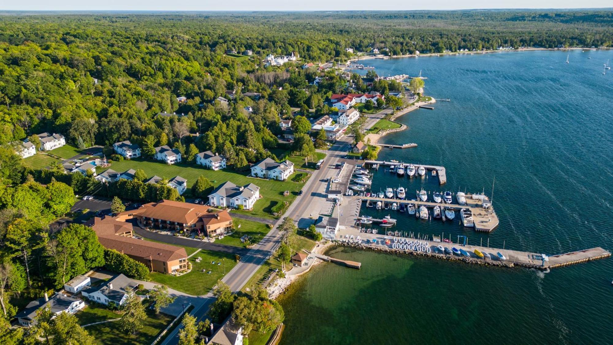 Pine Grove Resort Ephraim Bagian luar foto
