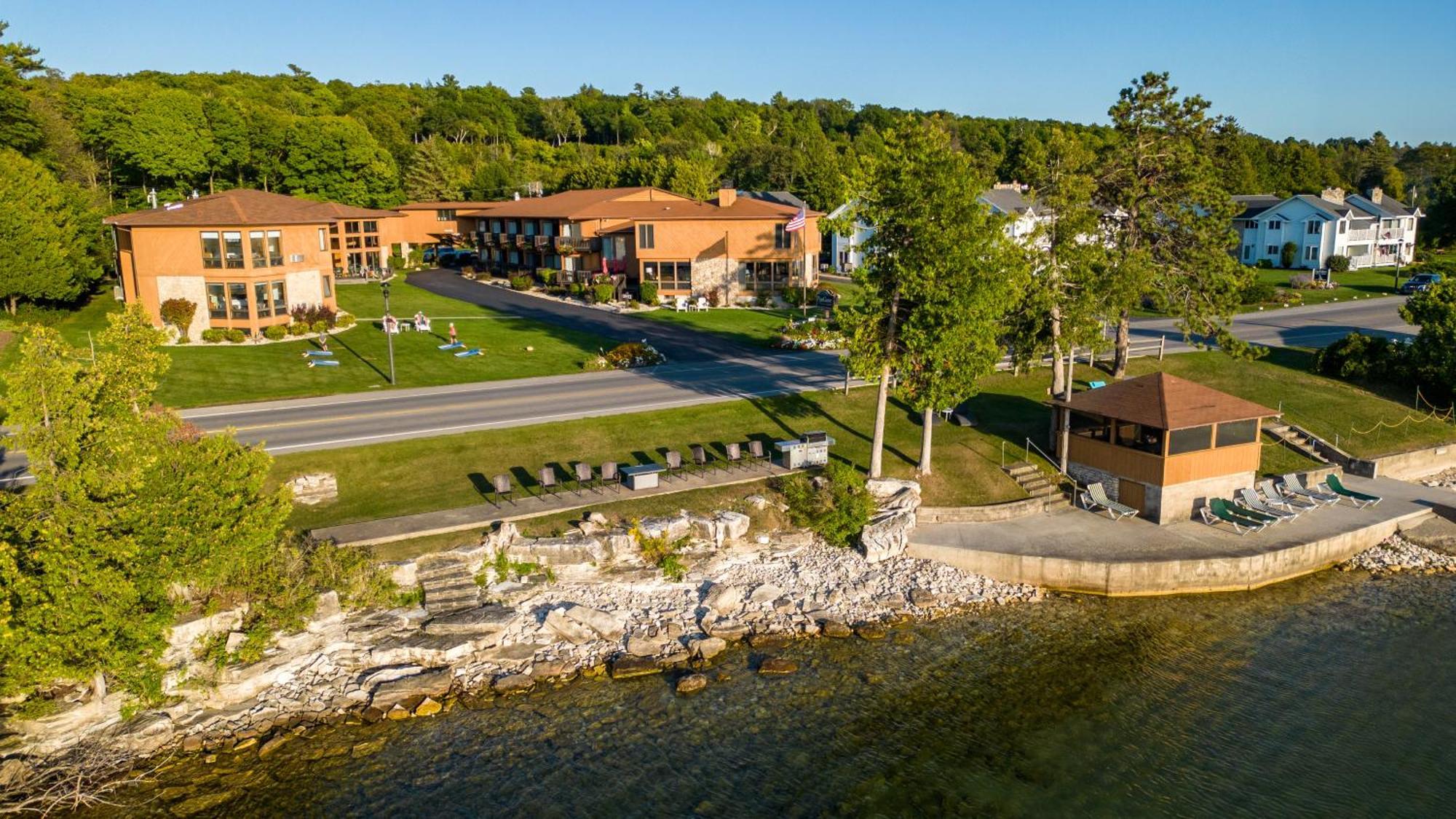 Pine Grove Resort Ephraim Bagian luar foto