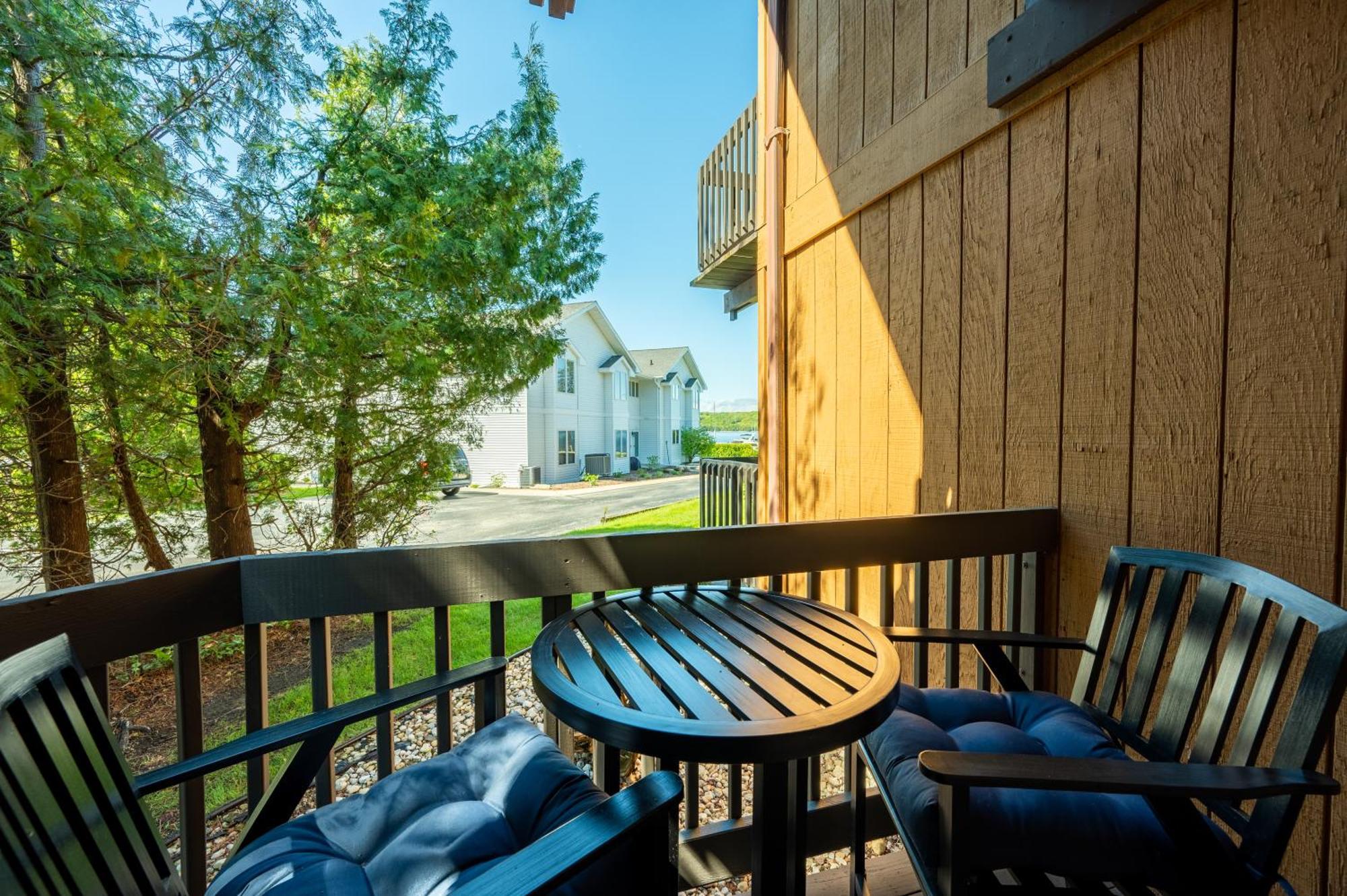Pine Grove Resort Ephraim Bagian luar foto